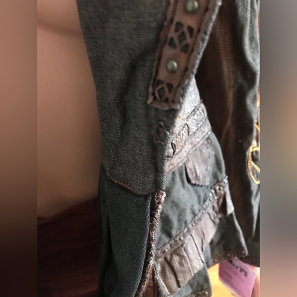 Jean Paul Gaultier embroidered brown jacket with leather detailing in sz S. - Picture 14 of 16